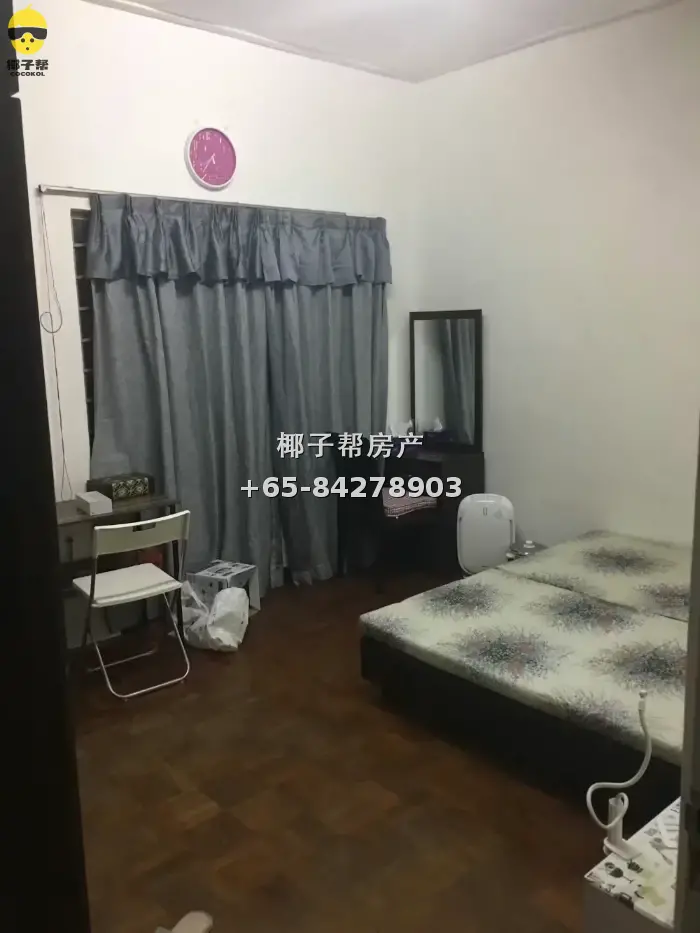 【出租】麦波申排屋普通房 近玛达地铁站 夫妻可住