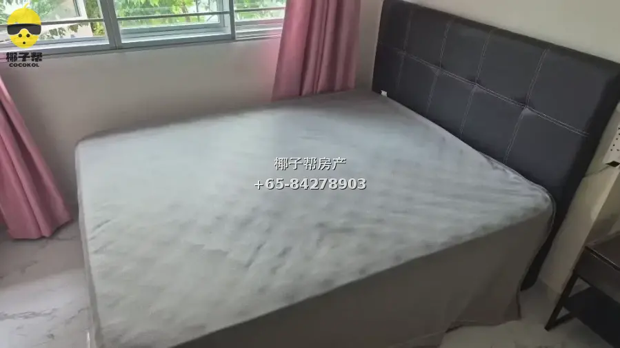湖畔 yung kuang road 房间出租 房子靠近车站和小贩中心，干净整洁，欢迎情侣/夫妻/姐妹/单人
